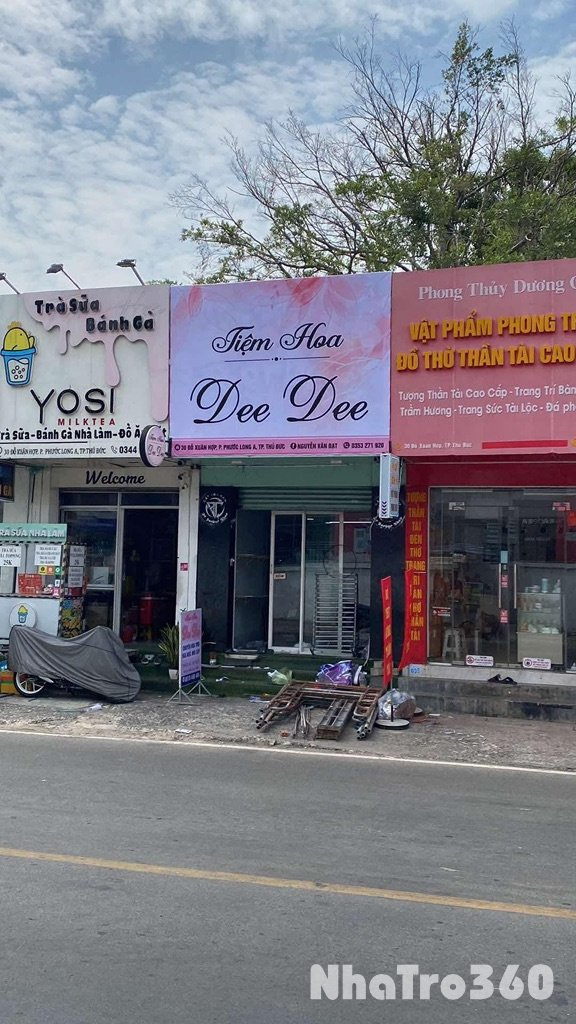 Cho thuê mặt bằng ngay đầu đường đỗ xuân hợp