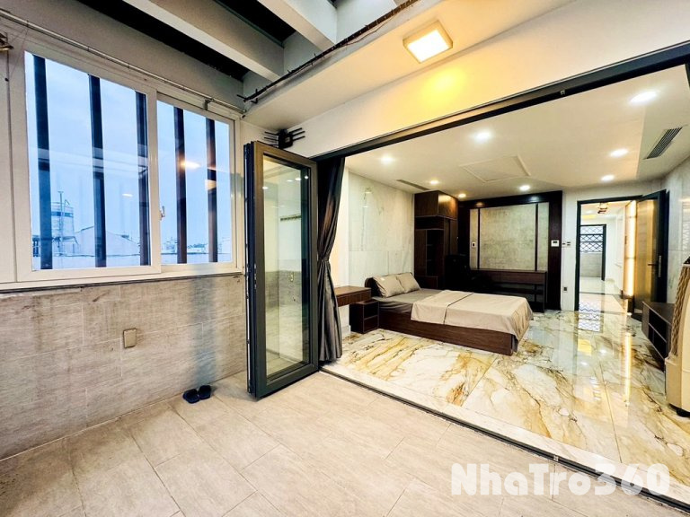 PENHOUSE siêu rộng 80m2 mới 100% ban công lớn