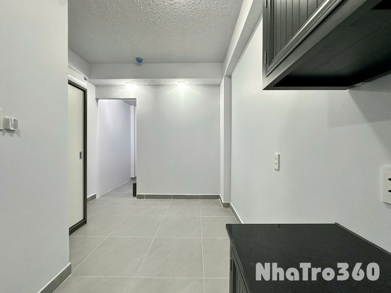 Phòng trọ không nội thất gần ĐH Văn Hiến quận Tân Phú