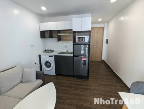 Cho thuê Studio ban công tách bếp sang trọng Q1