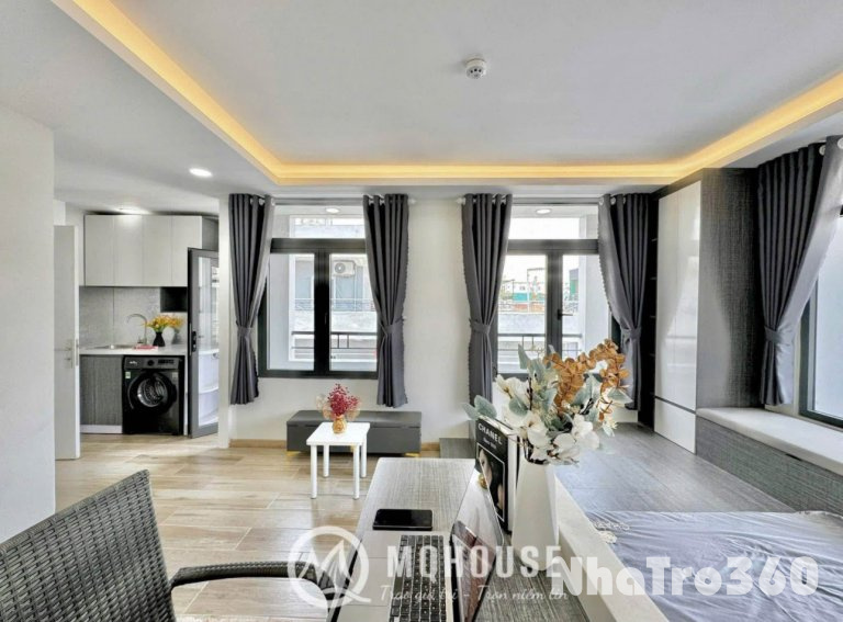 STUDIO full nội thất ( máy giặt riêng ) ban công
