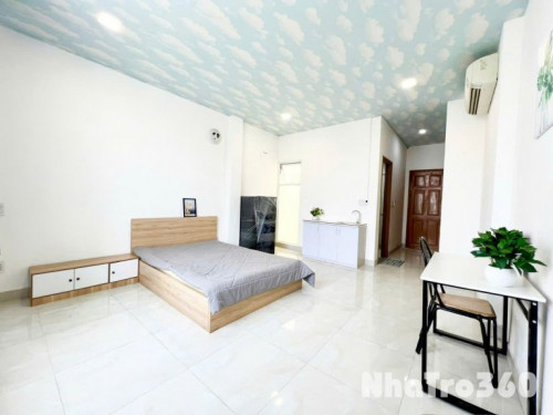 TRỐNG LẠI PHÒNG ĐẸP SIÊU RỘNG TẠI Q4