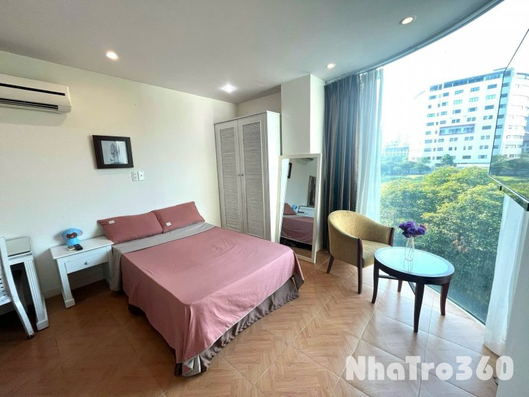 ‼️CHDV NGAY TẠI Q7 - CỬA SỔ LỚN NỘI THẤT ĐẸP ‼️