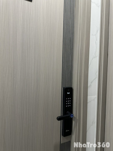 Căn hộ quận 4, ban công, máy giặt riêng, mặt riền