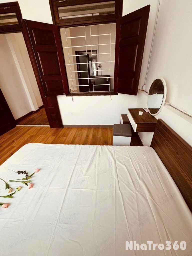 Trống sẵn phòng tách bếp siêu thóang mát tại TRẦN ĐÌNH XU Q1