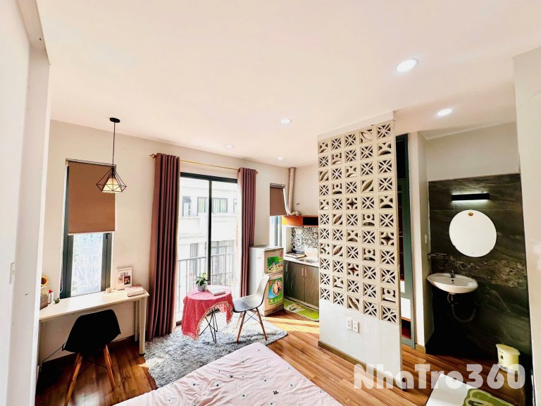 ✨ CĂN HỘ BAN CÔNG FULL NỘI THẤT QUẬN 1