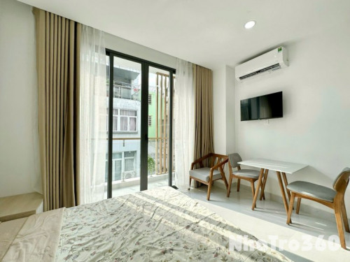 CĂN HỘ STUDIO BAN CÔNG MỚI ĐẸP TẠI Q10