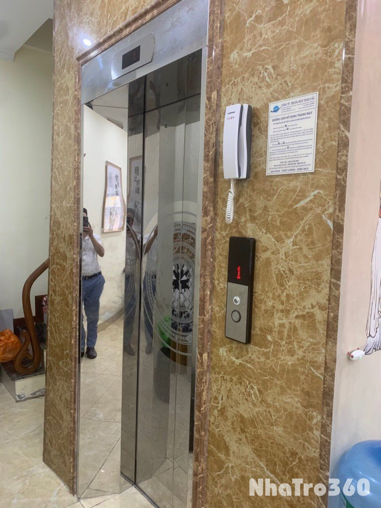 Cho thuê nhà Mặt Phố Trần Tử Bình 7 tầng thang máy làm VP, Phòng khám, Showroom