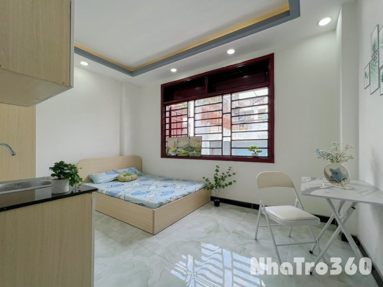 STUDIO CỬA SỔ TO FULL NỘI THẤT