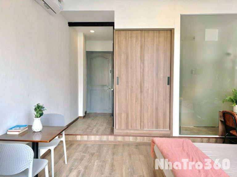 STUDIO tách bếp ban công full nội thất gần vòng xoay Điện Biên Phủ