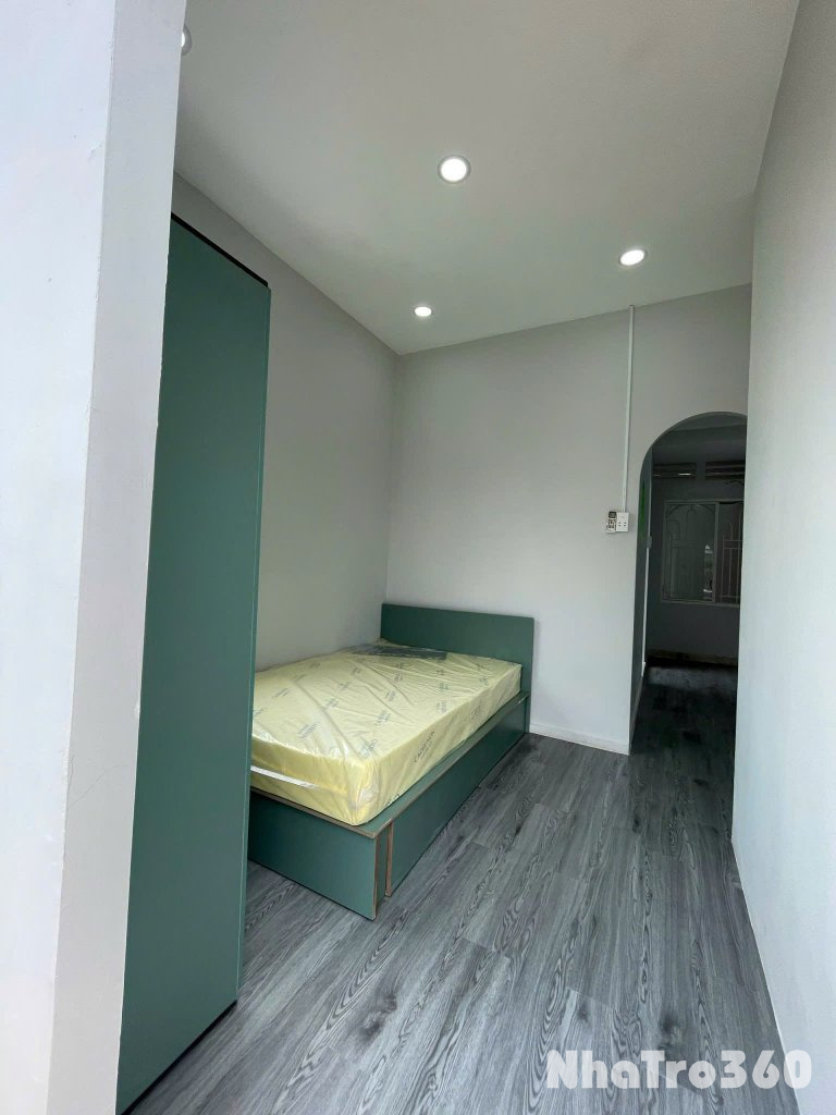 CĂN HỘ 2 PN BAN CÔNG FULL NỘI THẤT QUẬN 10 GẦN CÔNG TRƯỜNG DÂN CHỦ