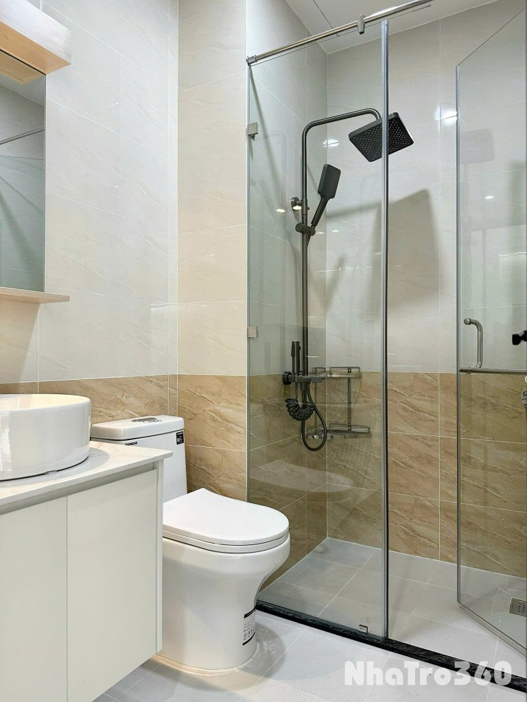 CĂN HỘ STUDIO BAN CÔNG MỚI ĐẸP TẠI Q10