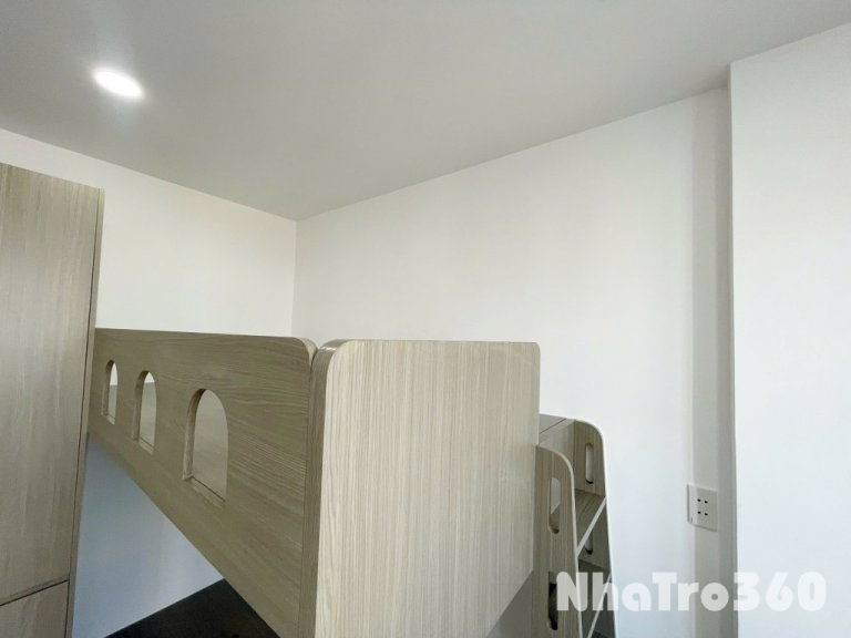 Căn hộ full nội thất ban công Phạm Nhữ Tăng q8