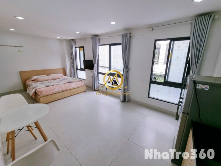 Cho thuê căn hộ Studio Cửa sổ thoáng Q10 gần ĐH Kinh tế UEH, Vạn Hạnh Mall