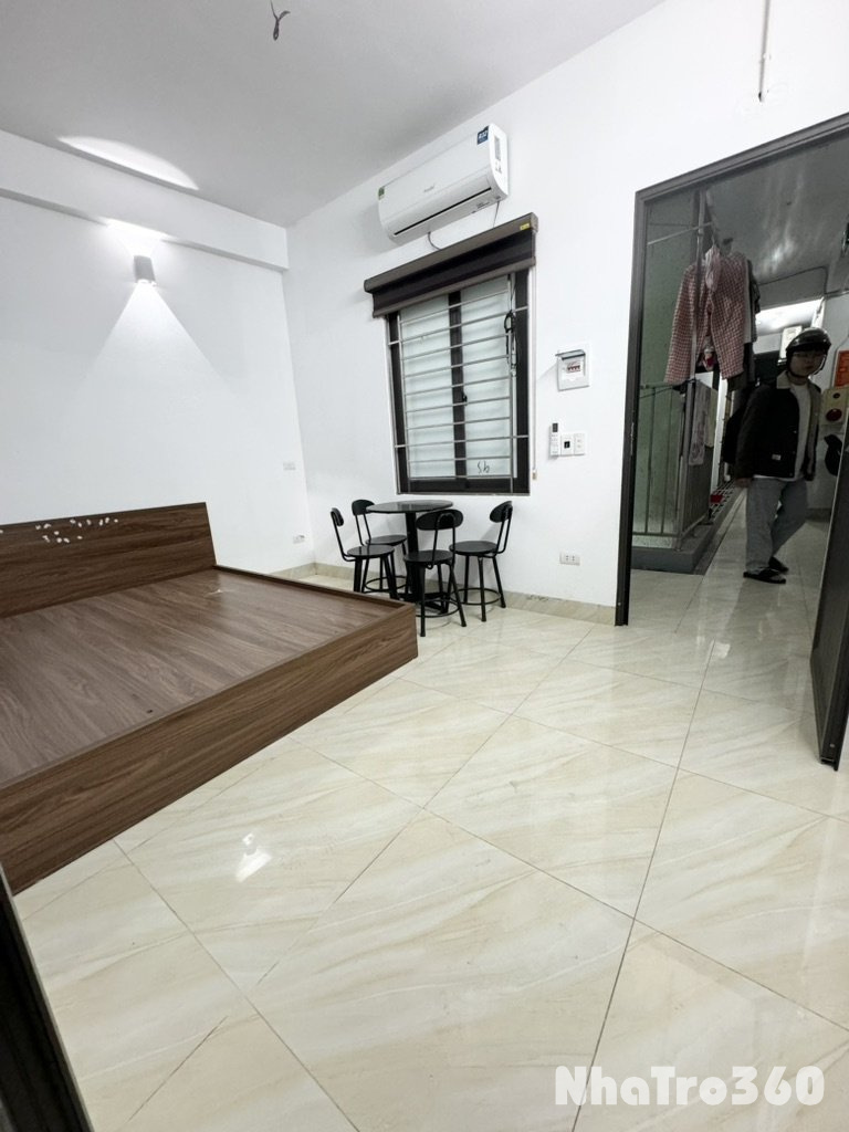 Cho Thuê Phòng 1 Ngủ 1 Khách Có Ban Công0976317722