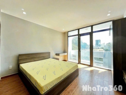Cho thuê Studio ban công ngay mặt tiền Q3