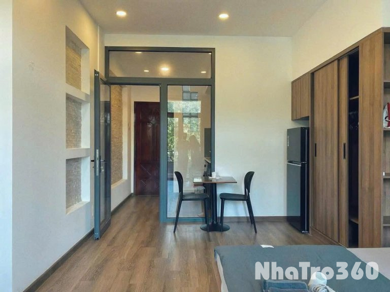 Cho thuê căn hộ 1PN, ban công, Q1 || đường Hoàng Sa || gần Cầu Thị Nghè, Thảo Cầm Viên, ĐH Y Dược