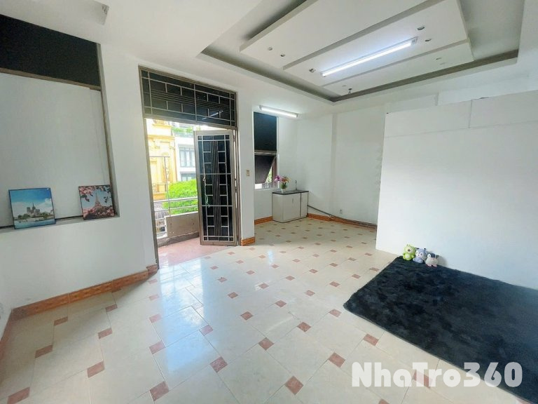 Ban công, cửa sổ, Full nội thất, bao rộng