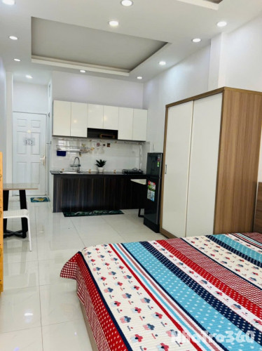 Cho thuê căn hộ Studio Ban công Q10 gần chợ Bàn Cờ, Vincom Plaza 3/2
