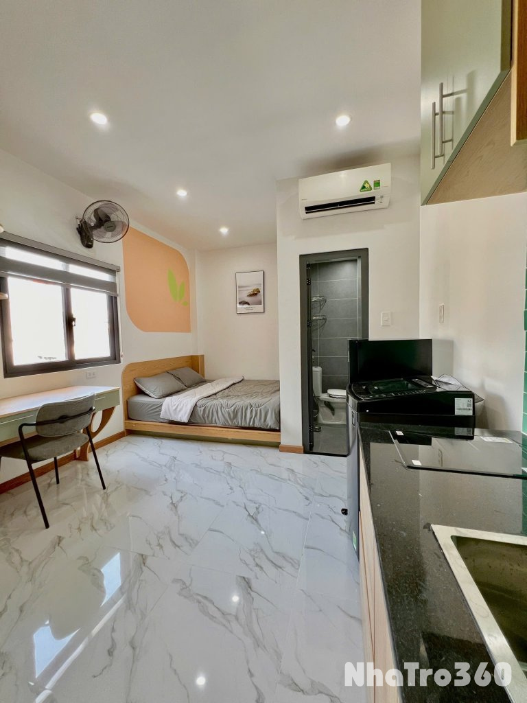 Cho thuê căn hộ cửa sổ, Q10 || Đường Sư Vạn Hạnh || gần Huflit, Vạn Hạnh Mall, Việt Nam Quốc Tự