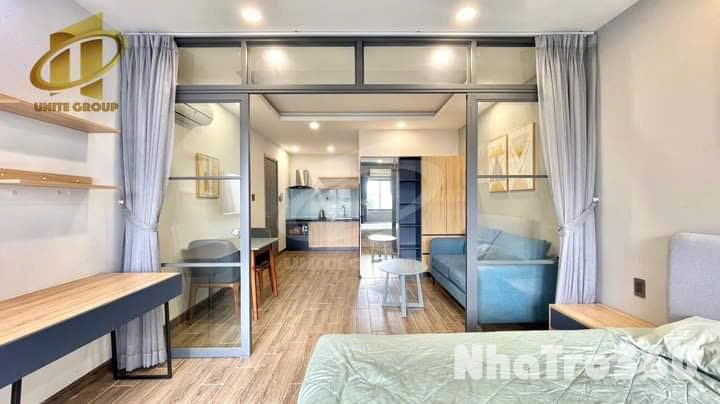 Căn Hộ 1 Phòng Ngủ Ban Công Full Nội Thất Tại Q1