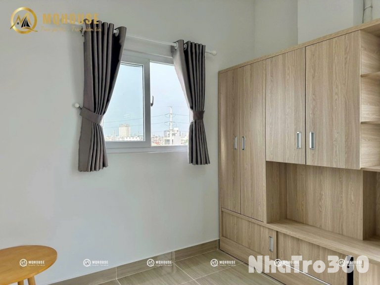 Ban công, cửa sổ lớn, Full nội thất, quận 6