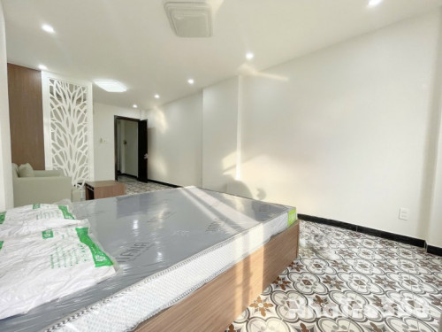 Cho thuê căn hộ ban công, Q8 || đường Dương Bá Trạc || gần cầu Nguyễn Văn Cừ, cầu Chữ Y