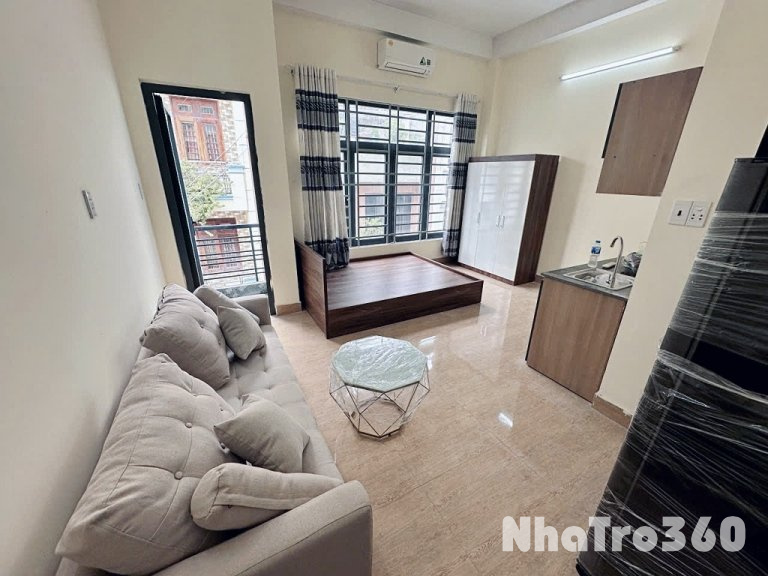 Căn hộ studio có ban công cửa sổ siêu mát
