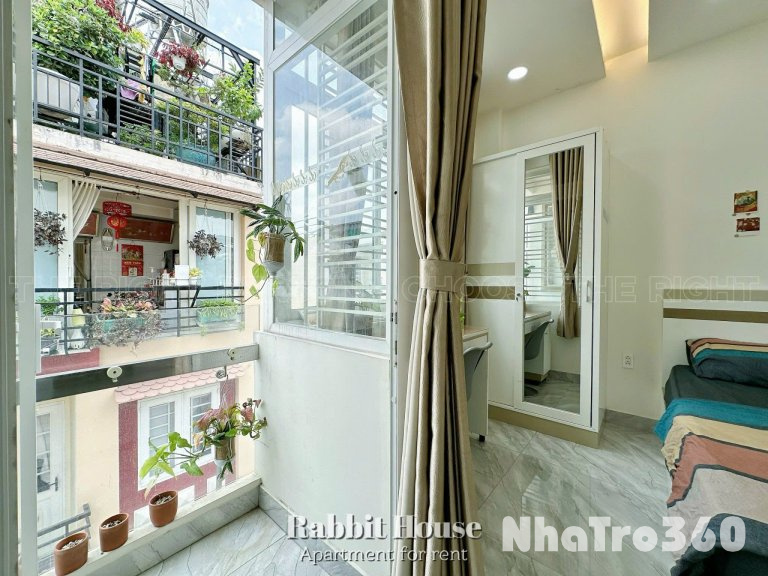Cho thuê căn hộ 1 Phòng ngủ Ban công Q1 gần chợ Tân Định, nhà thờ Tân Định