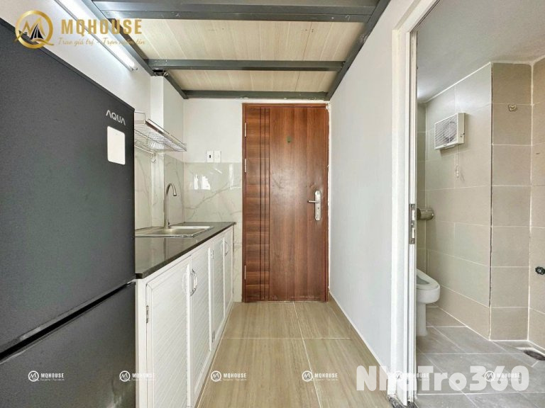 Ban công, cửa sổ lớn, Full nội thất, quận 6