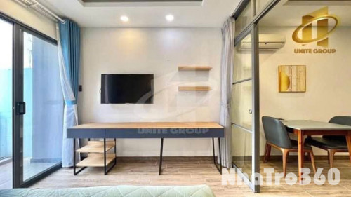 Căn Hộ 1 Phòng Ngủ Ban Công Full Nội Thất Tại Q1