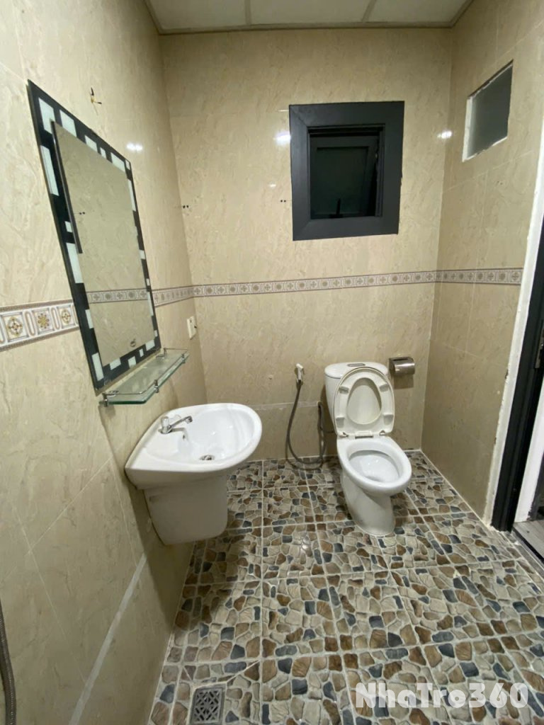 CĂN HỘ CÓ CỬA SỔ FULL NT QUẬN 5