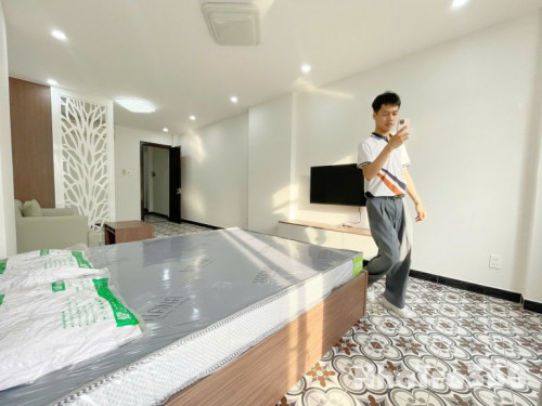 CĂN HỘ BAN CÔNG 1PN FULL NT QUẬN 8