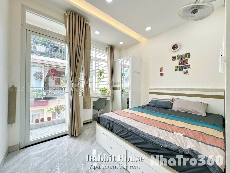 Cho thuê căn hộ 1 Phòng ngủ Ban công Q1 gần chợ Tân Định, nhà thờ Tân Định