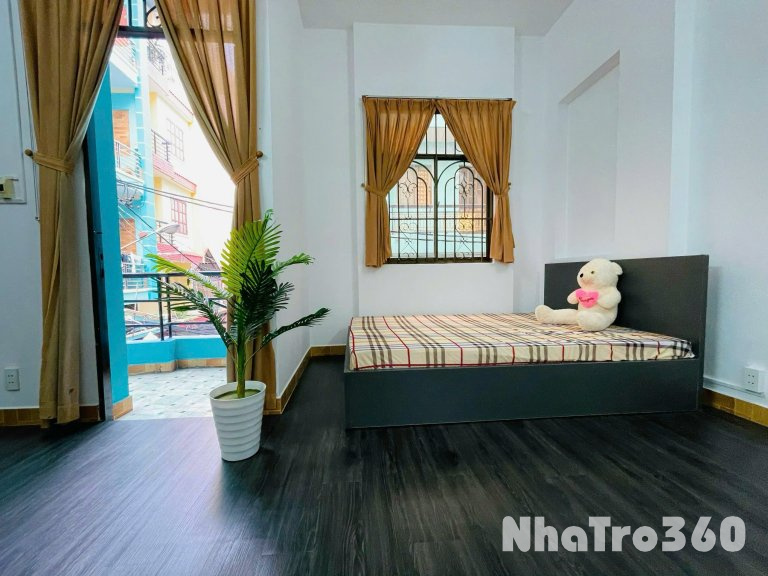Cho thuê căn hộ Studio Ban công thoáng tại Q10 gần Vạn Hạnh Mall, toà Viettel