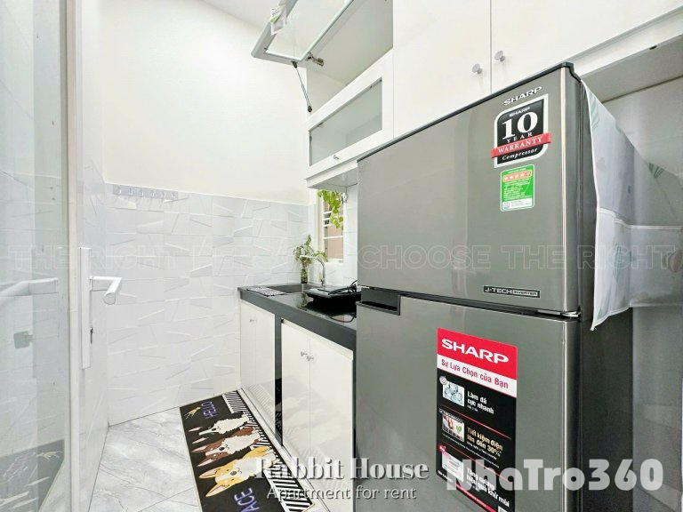 Cho thuê căn hộ 1 Phòng ngủ Ban công Q1 gần chợ Tân Định, nhà thờ Tân Định