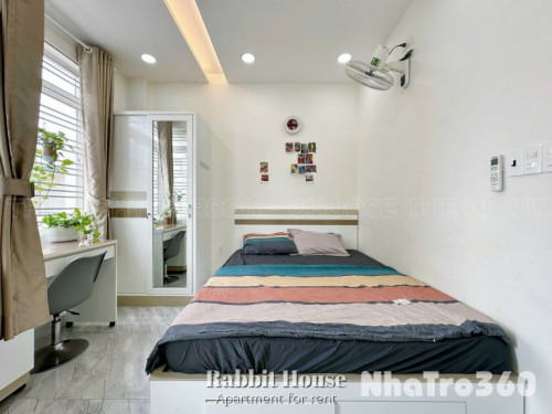 Cho thuê căn hộ 1 Phòng ngủ Ban công Q1 gần chợ Tân Định, nhà thờ Tân Định