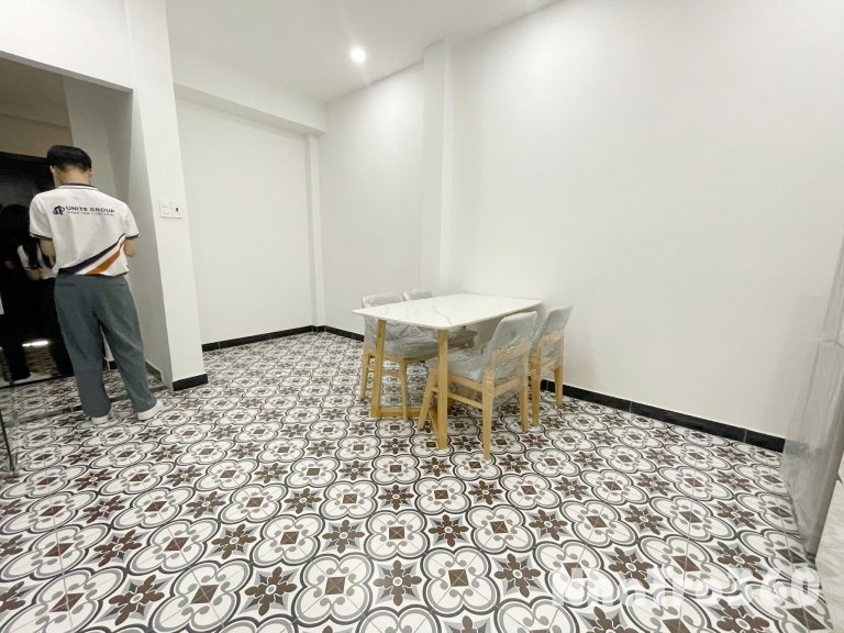 CĂN HỘ BAN CÔNG 1PN FULL NT QUẬN 8