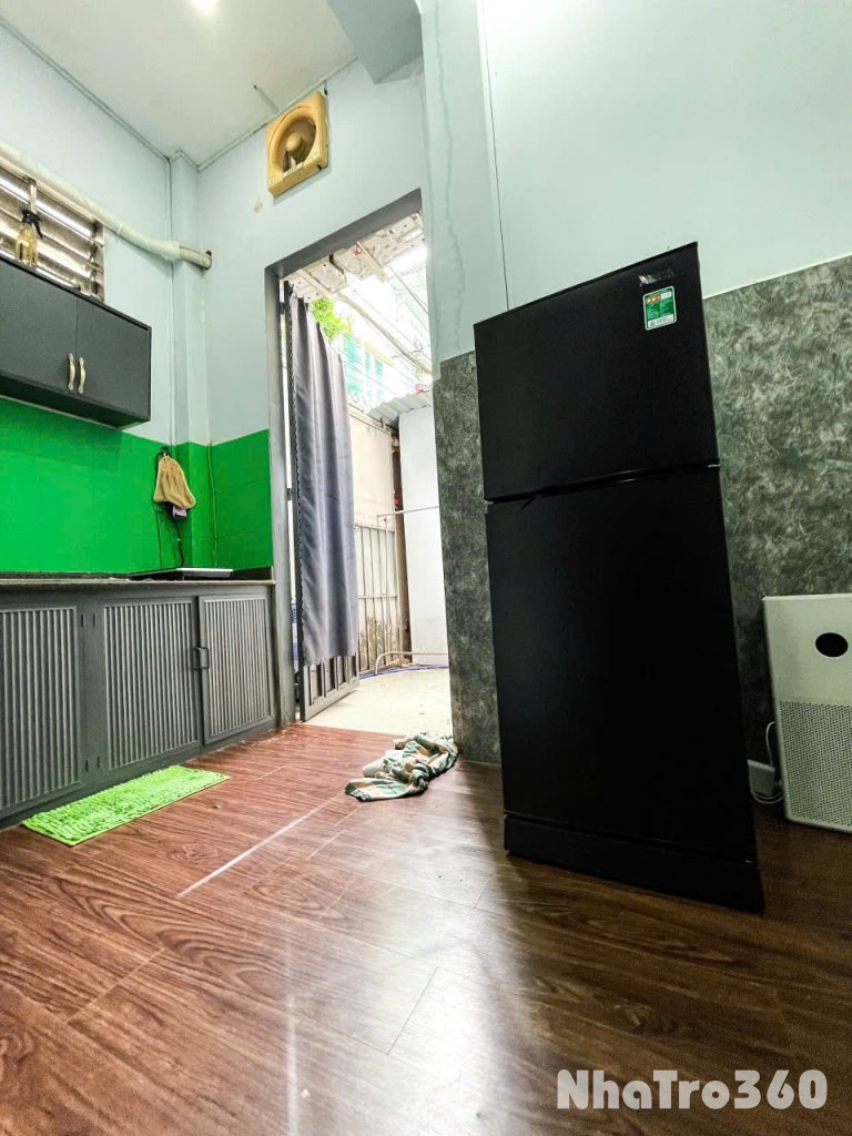 CĂN HỘ 2PN FULL NT QUẬN 10