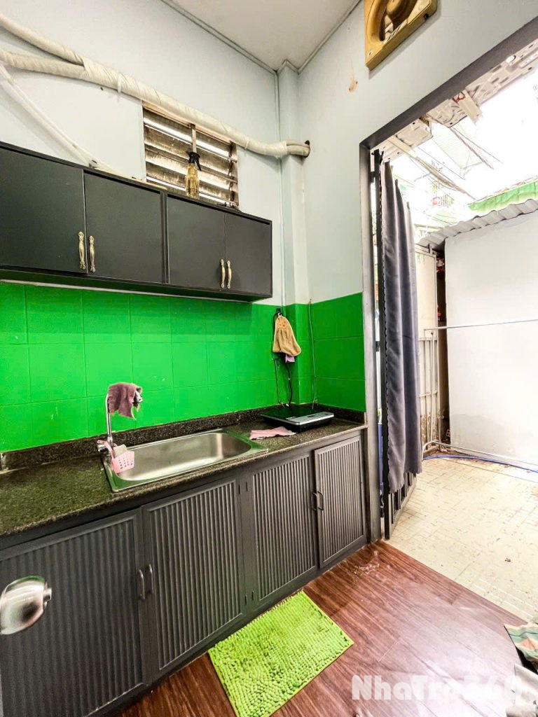 CĂN HỘ 2PN FULL NT QUẬN 10