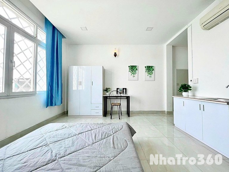 Cho thuê căn hộ cửa sổ, Q4 || ngay Xóm Chiếu || gần ĐH Nguyễn Tất Thành, Nhà thờ Xóm Chiếu