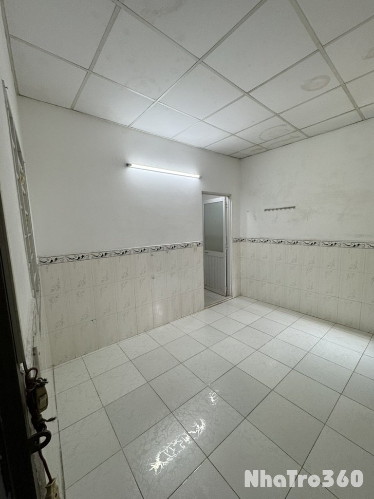 Phòng trọ Q7-2.2 Triệu, Wc riêng- ĐH Marketing