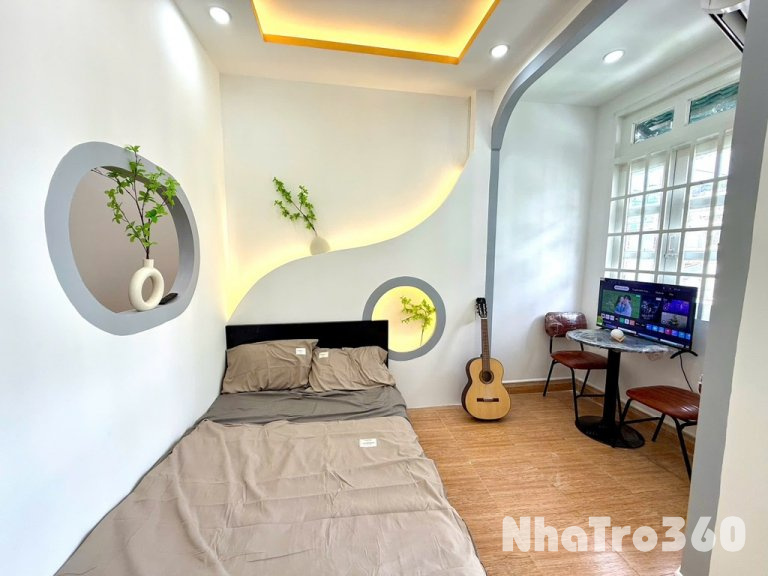 Cho thuê Studio ban công tách bếp siêu đẹp Q10