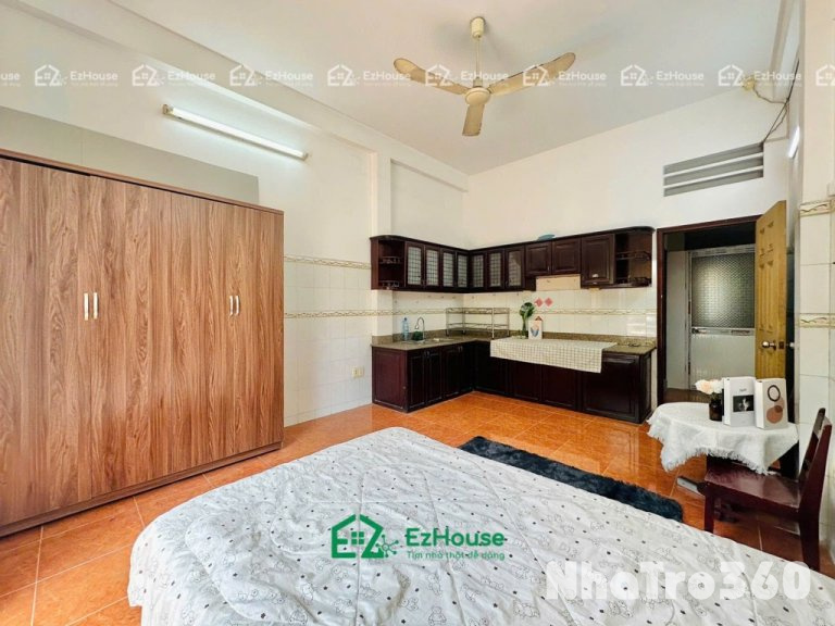 Full nội thất, ban công, bếp lớn, quận 6