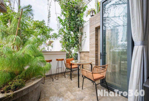 Cho thuê căn hộ ban công, Q1 || đường Thạch Thị Thanh || gần chợ Tân Định, Công Viên Lê Văn Tám