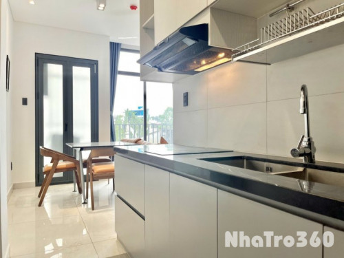 Căn hộ 1PN ban công - chỉ tính điện - ngay công viên Lê Thị Riêng
