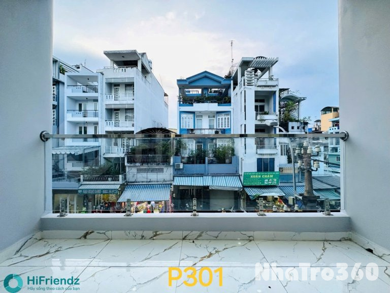 Cho thuê căn hộ ban công, Q10 || đường Nguyễn Duy Dương || gần Vạn Hạnh Mall, chợ Nhật Tảo, ĐH Kinh Tế (UEH B)