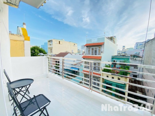 Cho thuê căn hộ Studio Tách bếp, Ban công Q10 gần Vạn Hạnh Mall, GO Miền Đông