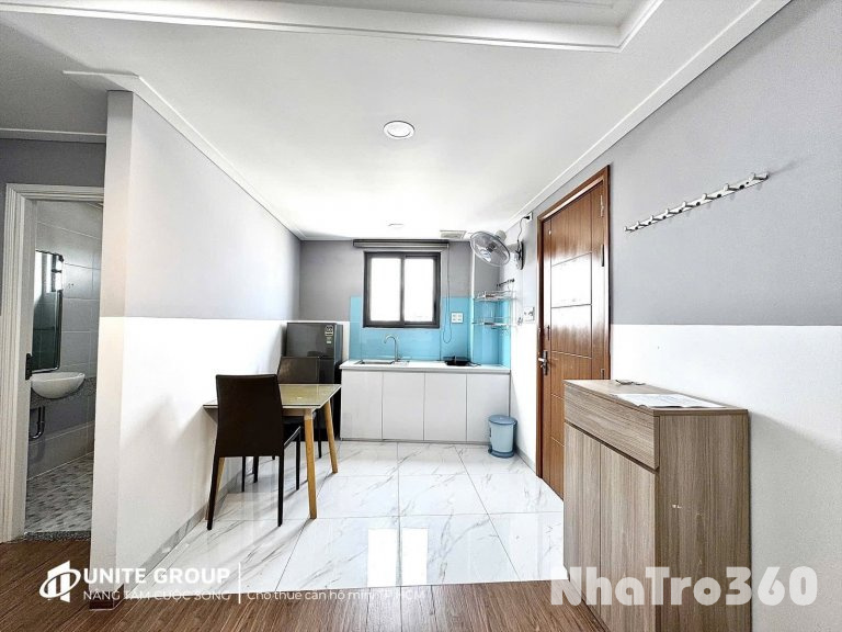 CĂN HỘ FULL NỘI THẤT NGAY TRUNG TÂM QUẬN 10 GẦN CÔNG TRƯỜNG DÂN CHỦ