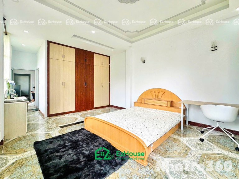 Phòng full nội thất, bancol, cửa sổ, tự do